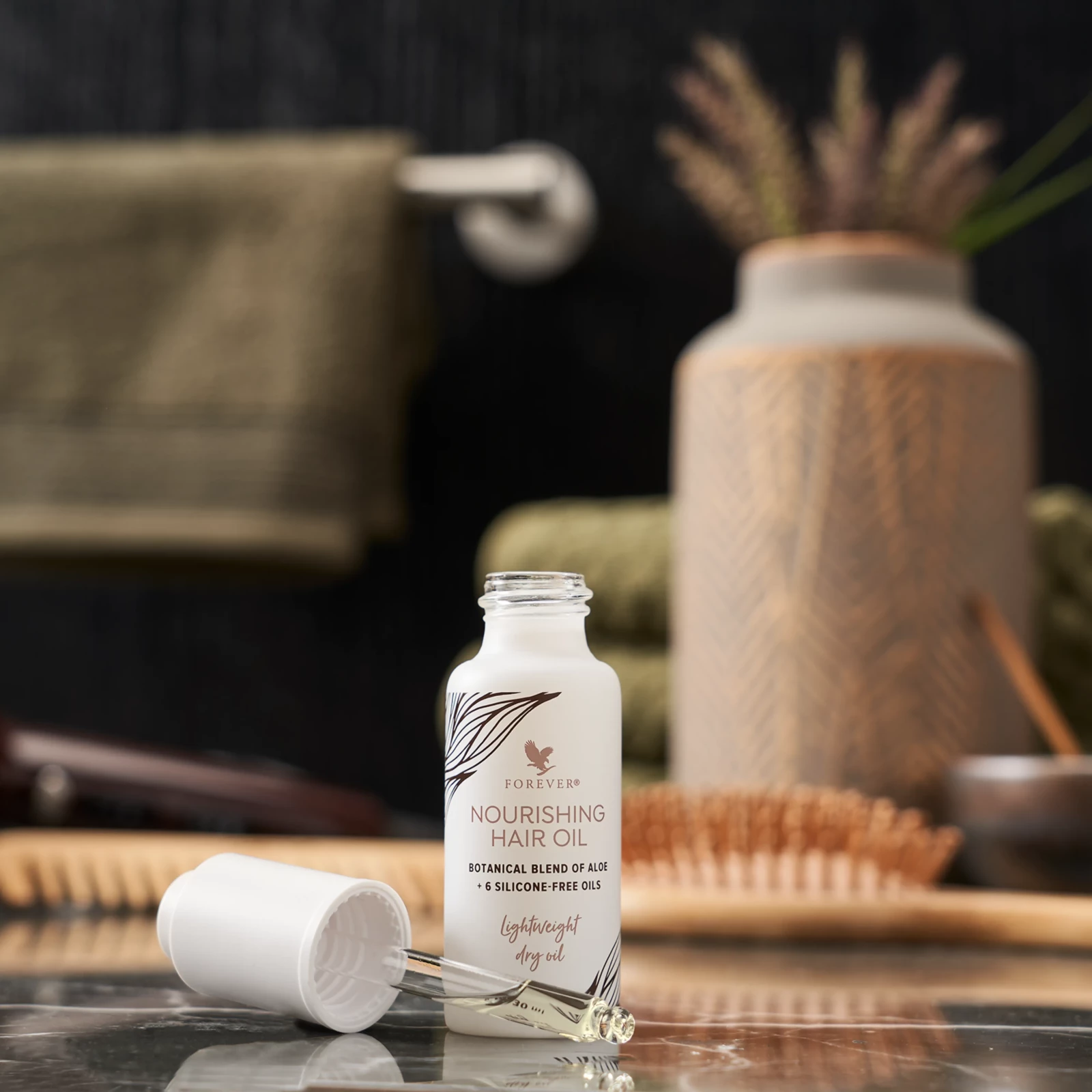 Nourishing Hair Oil - صورة 3